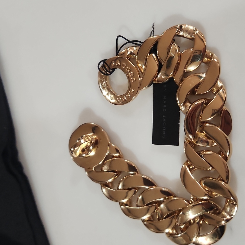 Marc by Marc Jacobs Gold tone bracelet NWT - Picture 5 of 8